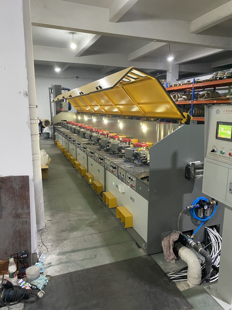 Nieuwe roestvrijstalen draadtrekeningmachine